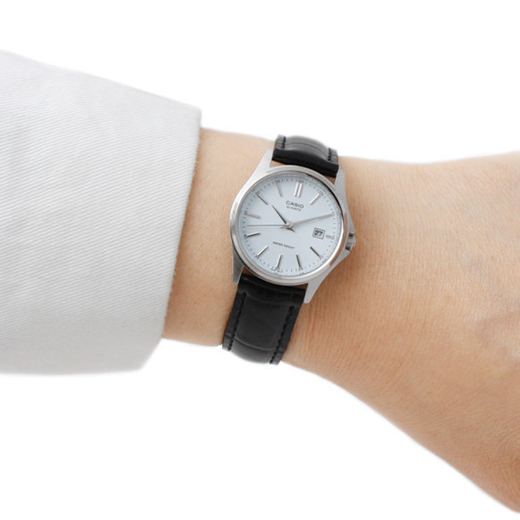 CASIO Leather Belt Waterproof /Black Quartz White Analog LTP-1183E-7A