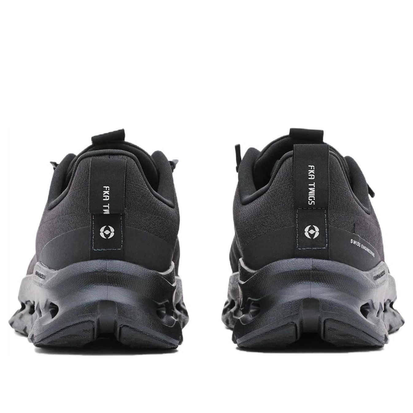 On Running Cloudtilt EUSEXUA 'All Black' 3ME10860485