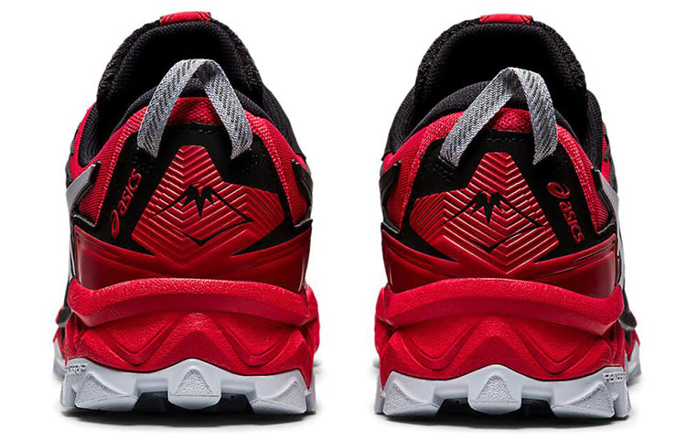 ASICS Gel-FujiTrabuco 8 'Classic Red' 1011A668-600