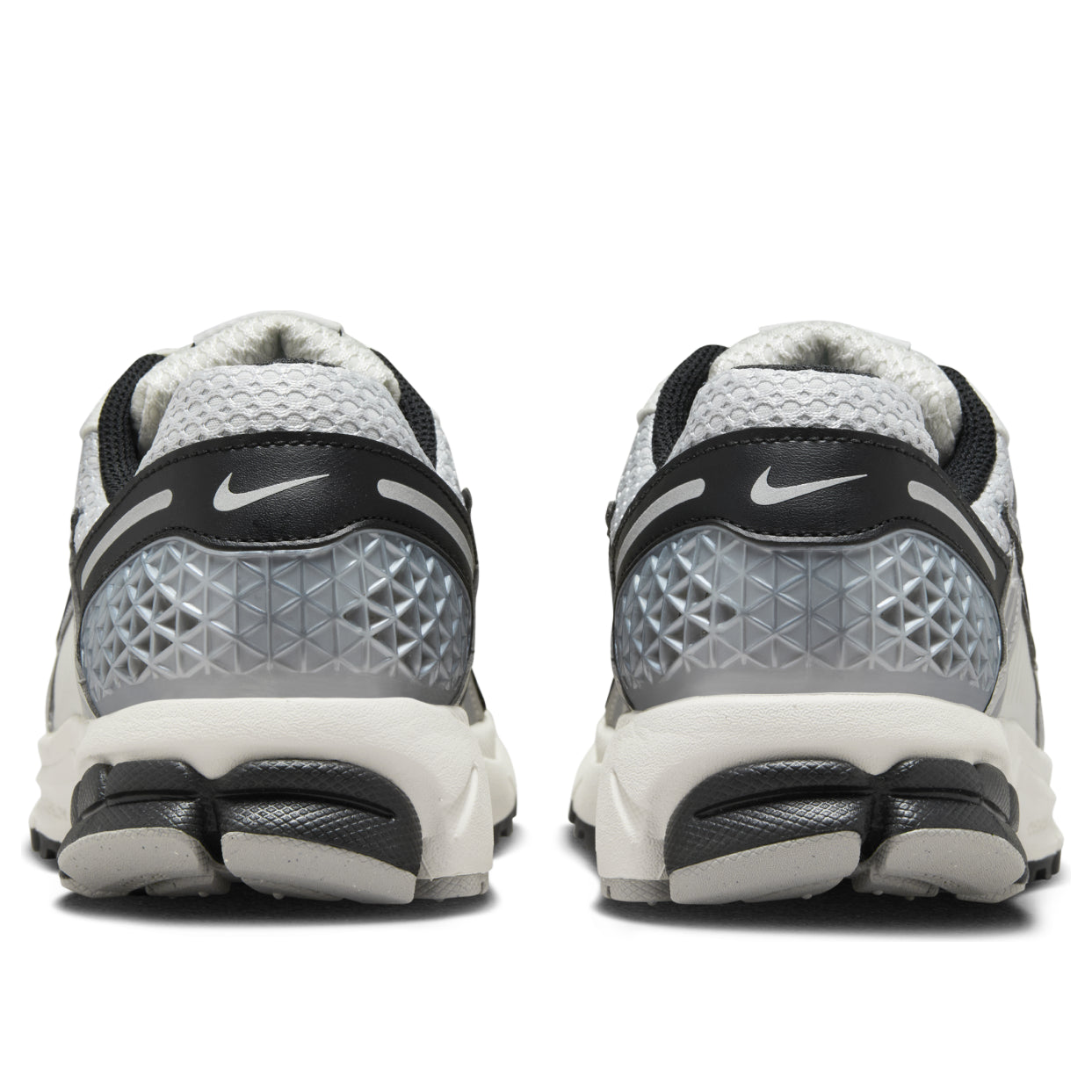(WMNS) Nike Air Zoom Vomero 5 'Photon Dust Black' HQ1182-001