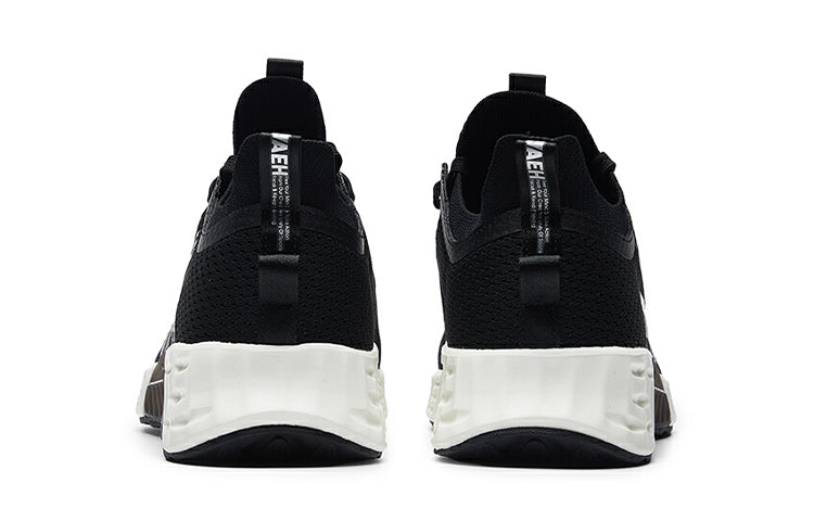 ANTA Training Series Sneakers 'Black White' 112027785-8