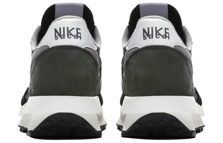 Nike x sacai LDWaffle 'Black' BV0073-001