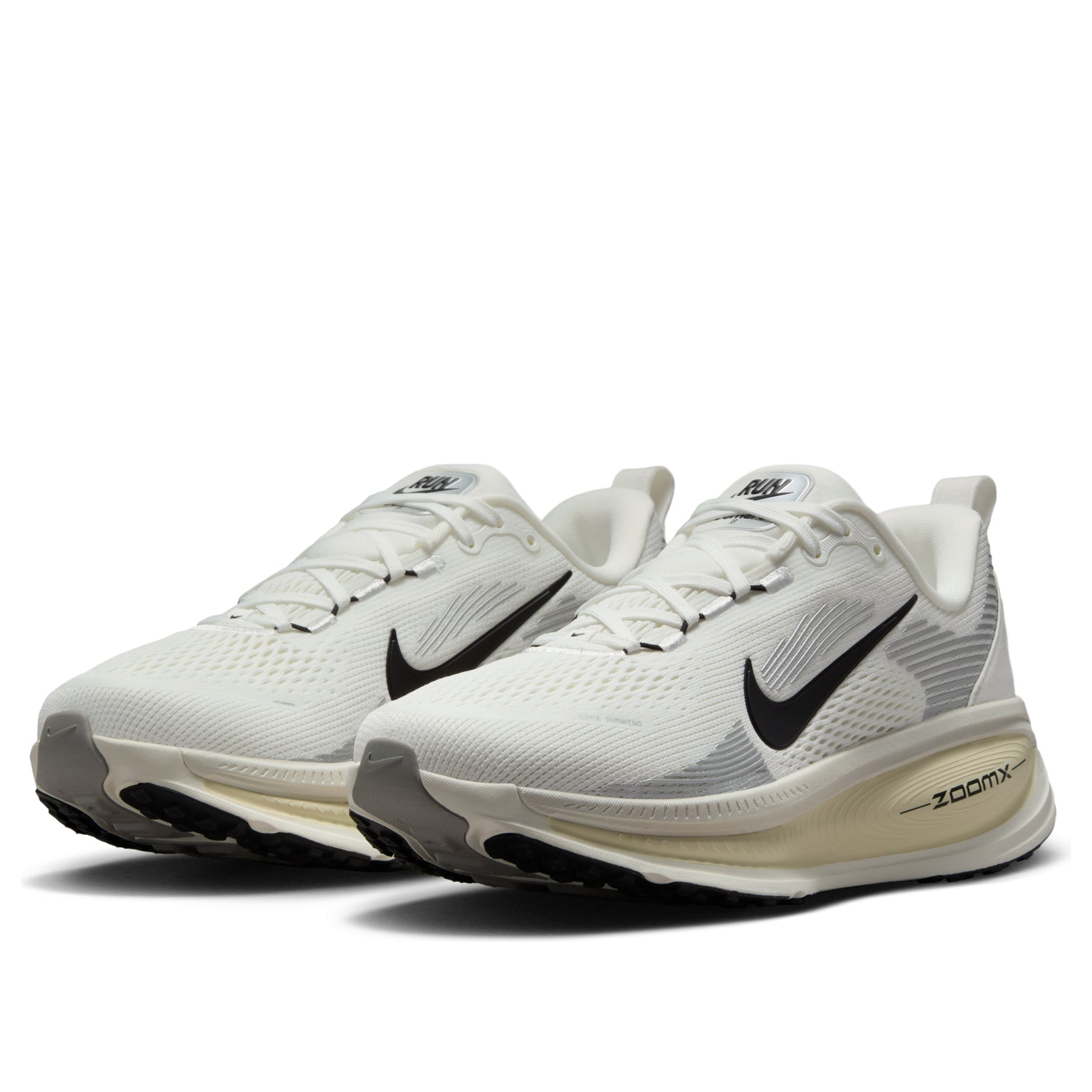 (WMNS) Nike Air Zoom Vomero 18 'Coconut Milk' HM6804-101