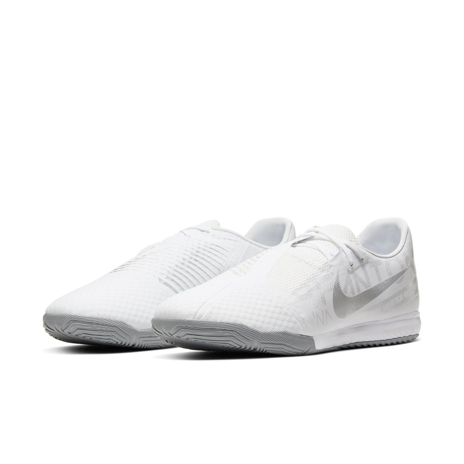 Nike Phantom Venom Academy IC 'White' AO0570-100