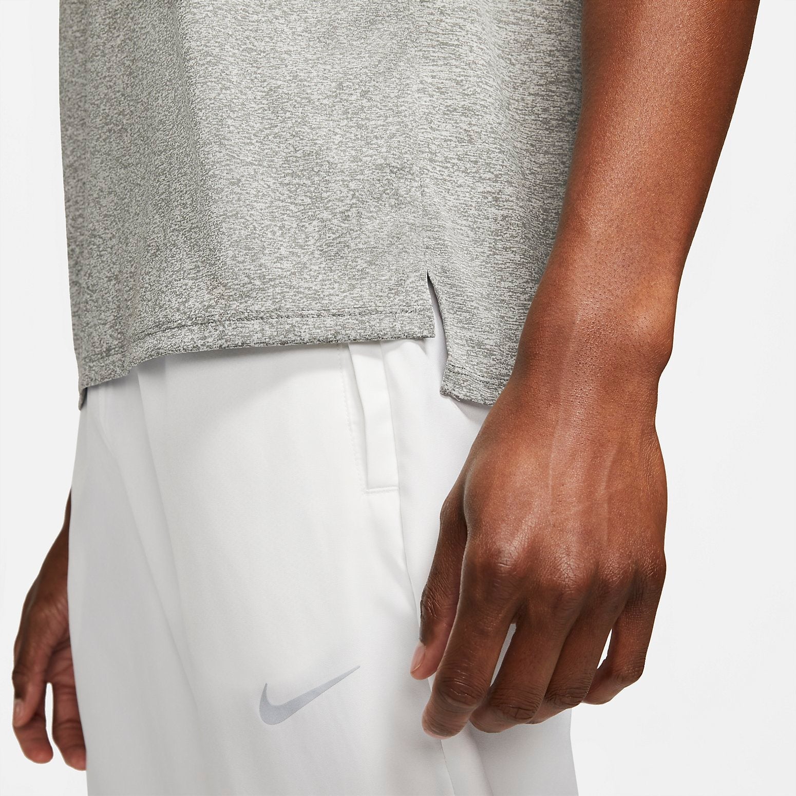 Nike Dri-FIT Rise 365 T-Shirt 'Grey' CZ9184-084