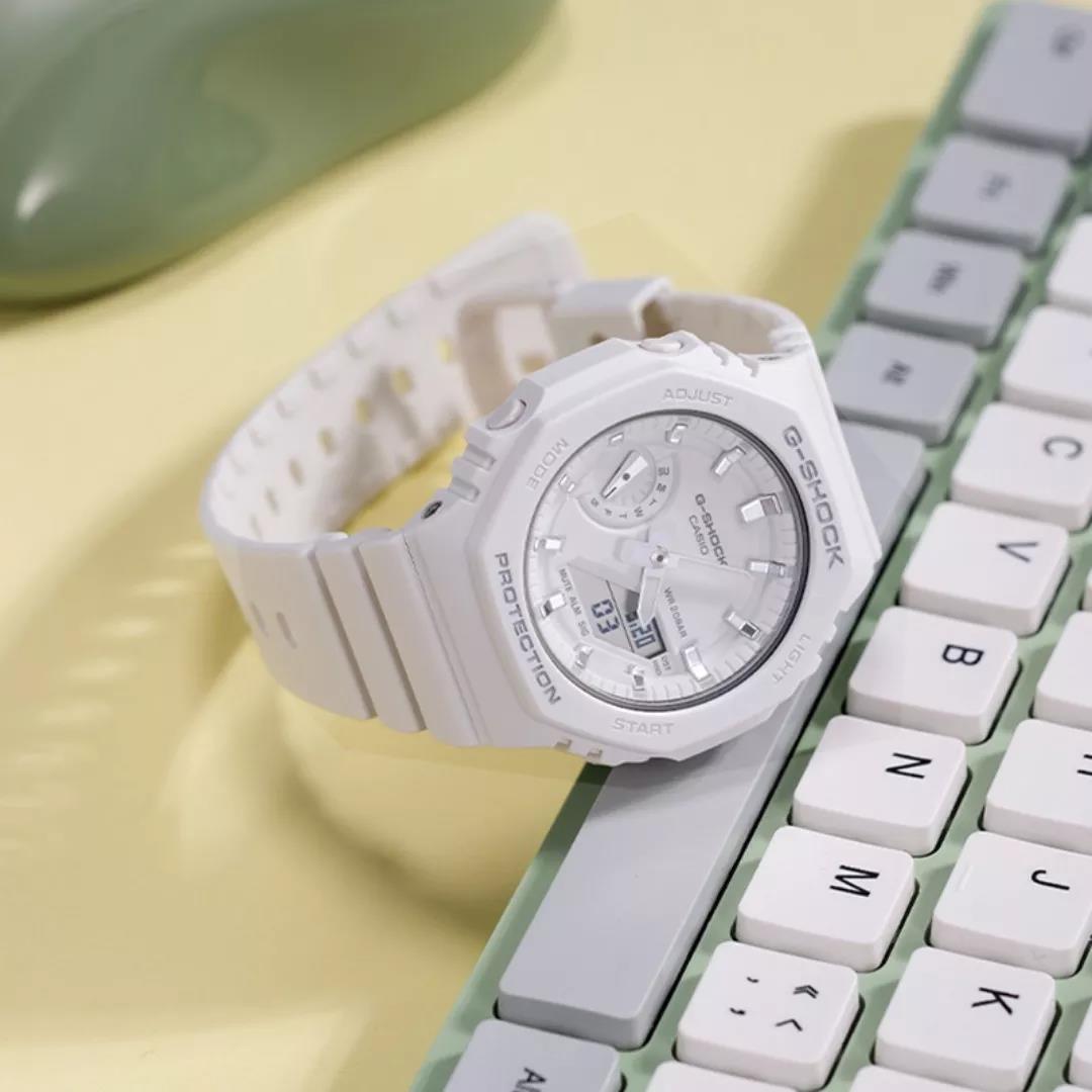 CASIO G-Shock Analog-Digital 'White' GMA-S2100-7APR