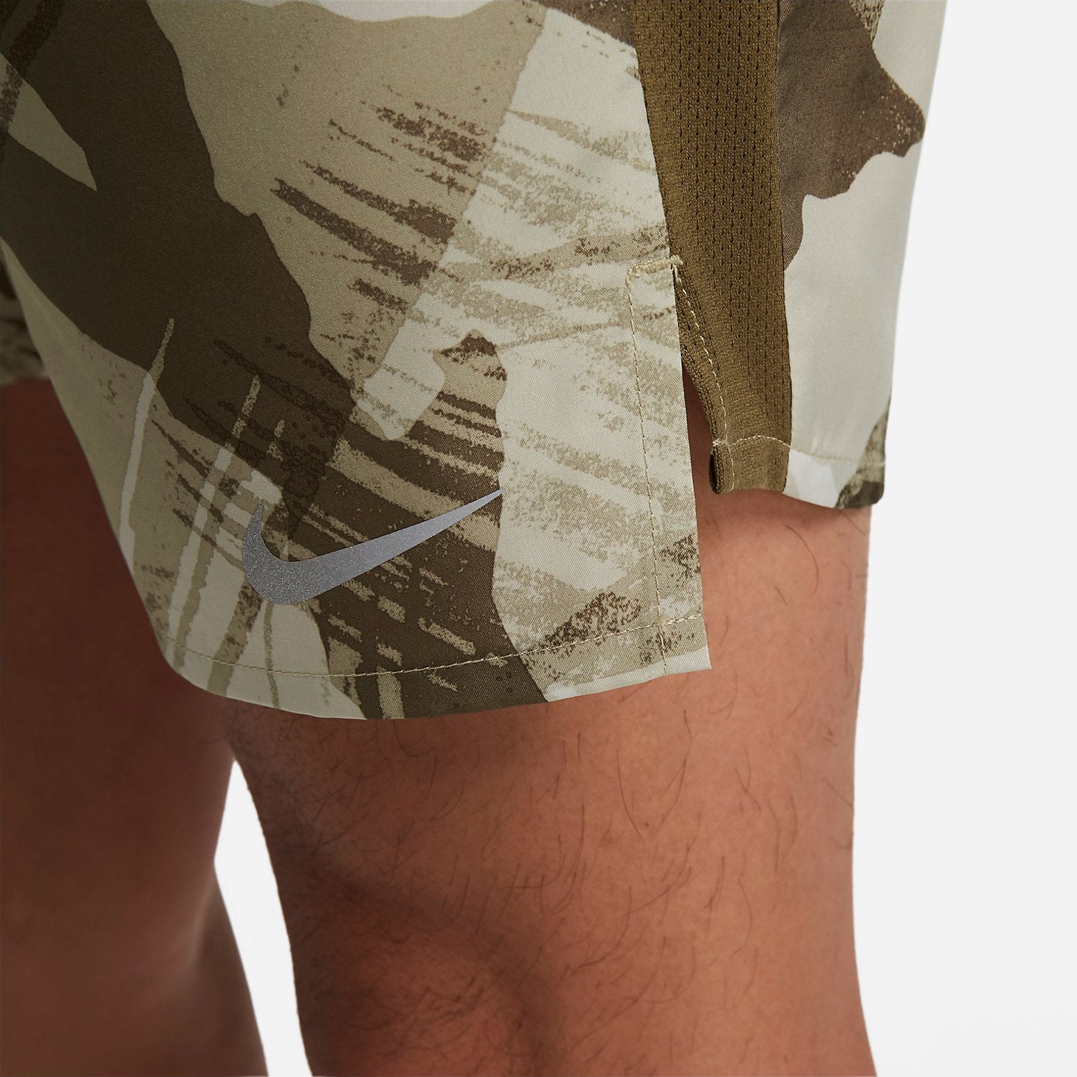 Nike Challenger Running Shorts 'Camo' DQ4727-242