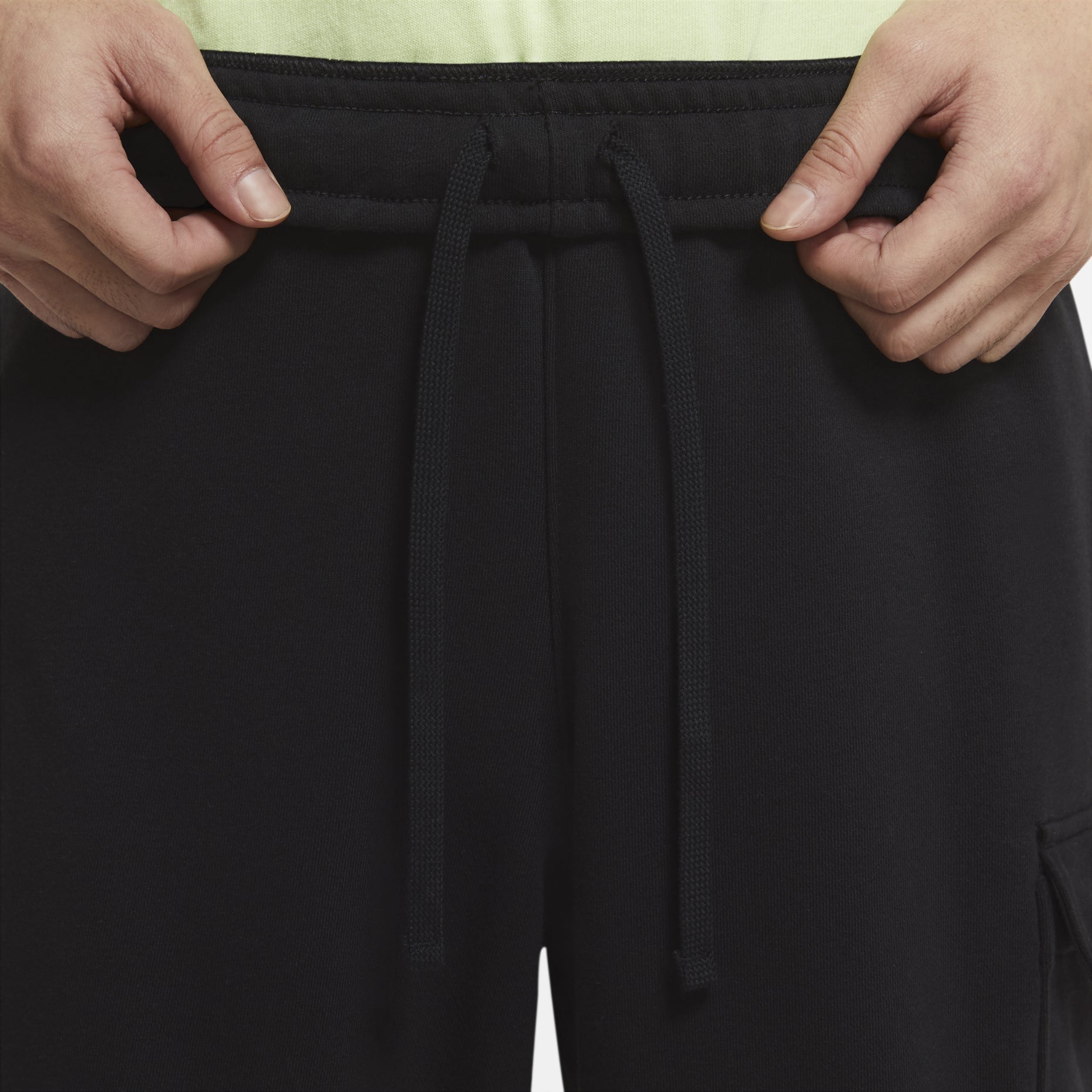 Nike Embroidered Logo Big Pocket Cargo Sports Shorts Black DD7015-010