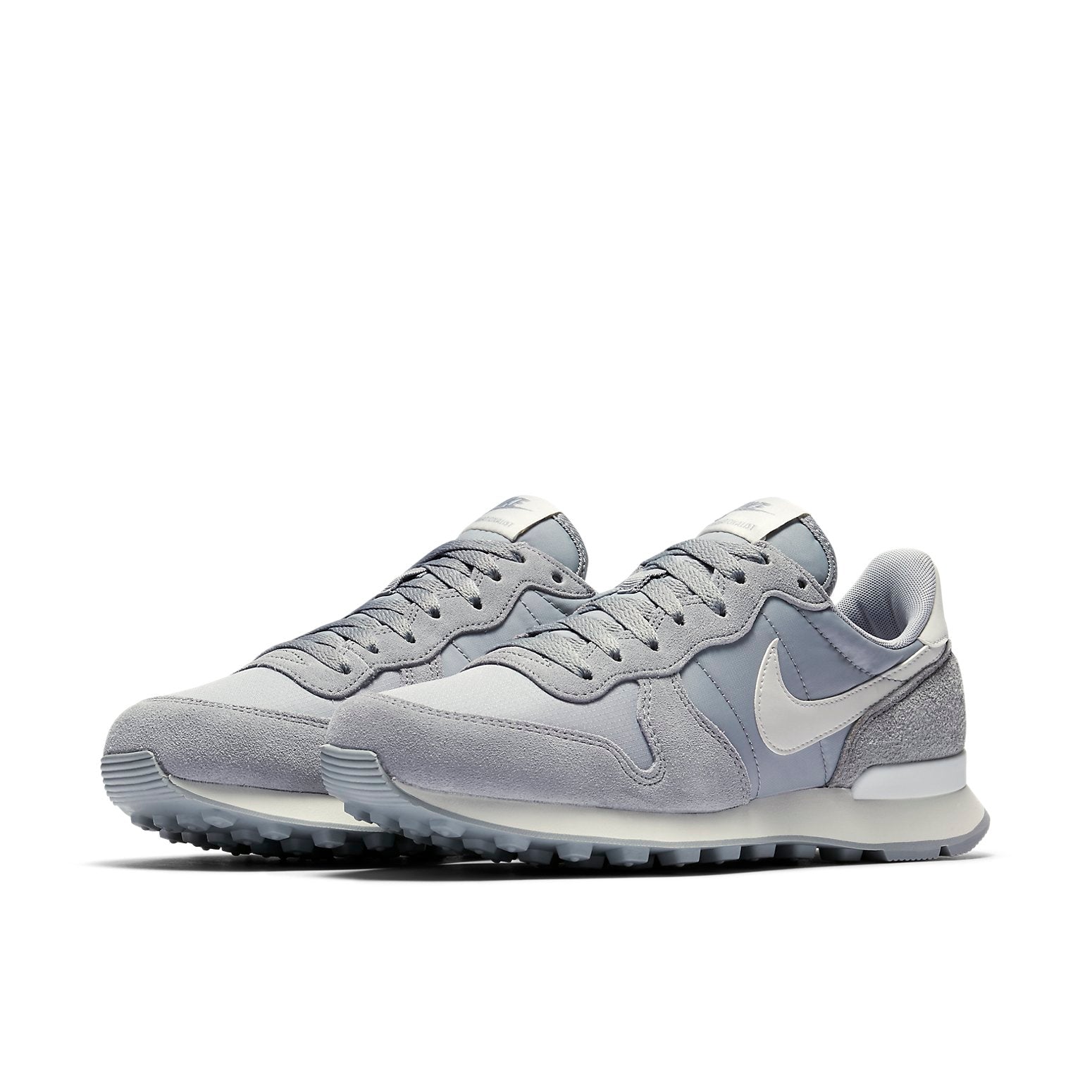 (WMNS) Nike Internationalist Mid 'Grey White' 828407-023