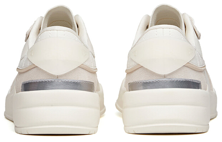 (WMNS) ANTA Life Series Sneakers 'White Beige' 922138823-1