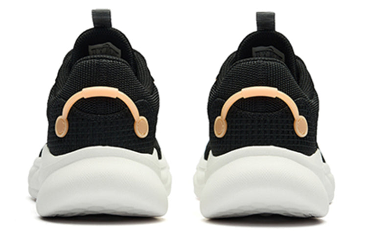 (WMNS) ANTA Fluffy 2.0 'Black' 922225535-4