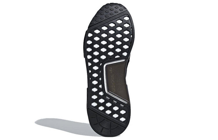 adidas Rising Star R1 'Utility Black' EE3655