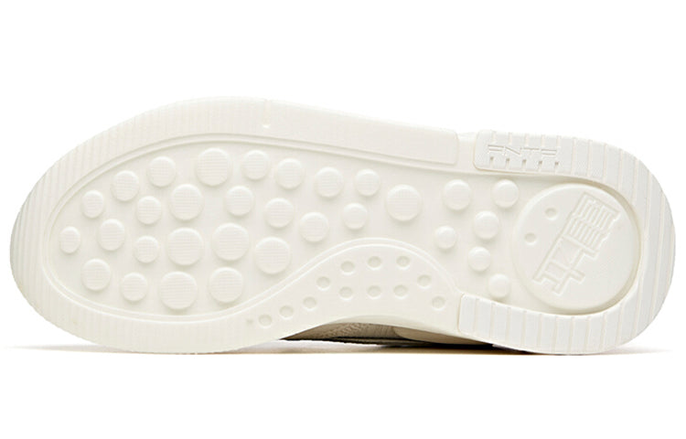 (WMNS) ANTA Running Series Sneakers Mid 'White Grey Pink' 122048808-6