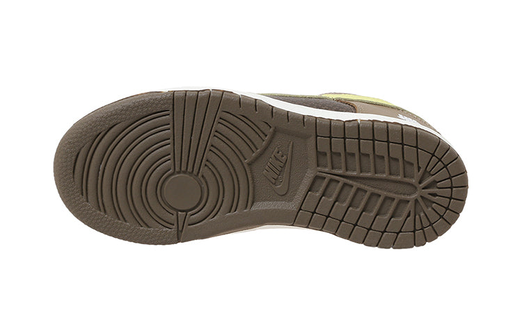 (PS) Nike x Undefeated Dunk Low SP 'Canteen' DJ4306-200