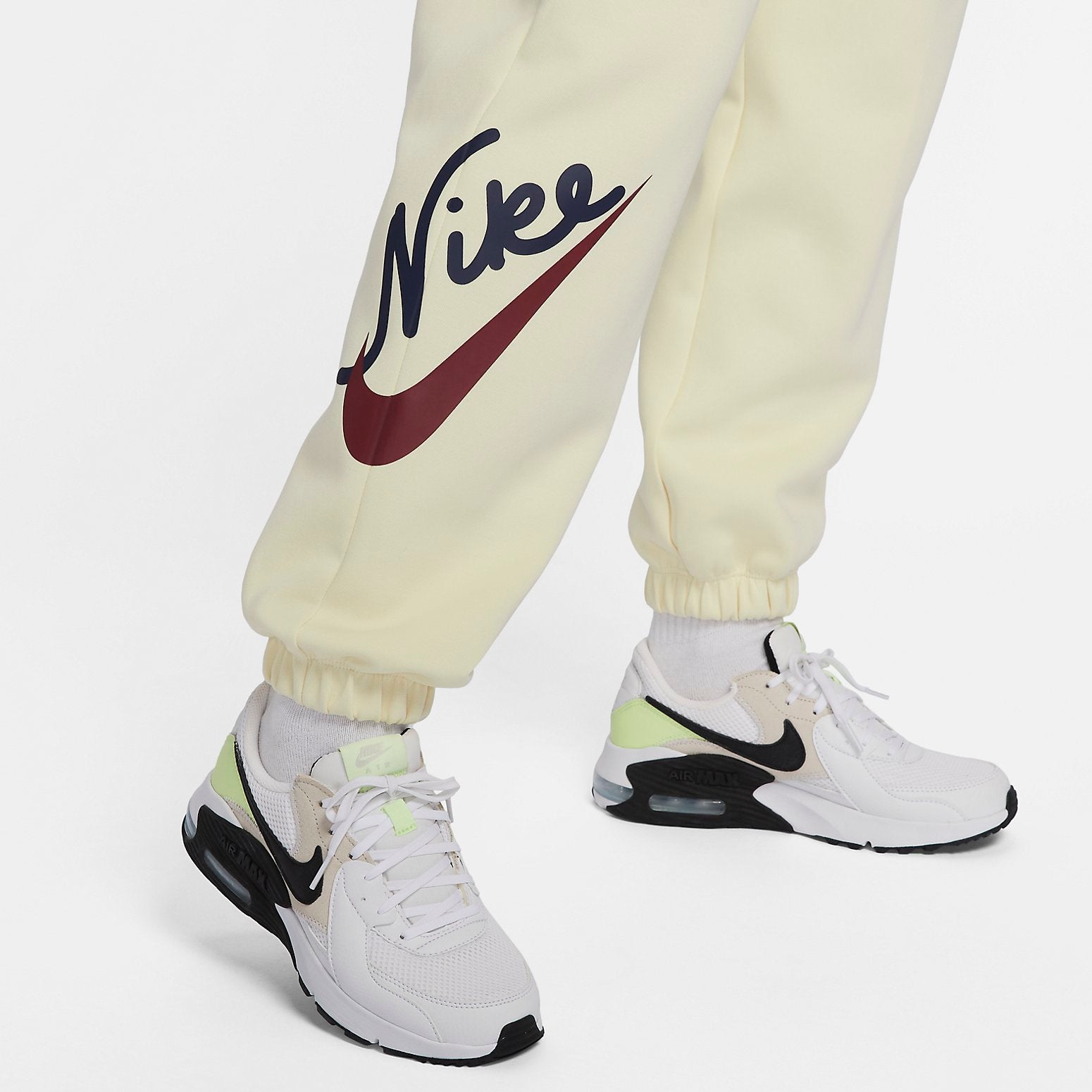 (WMNS) Nike AS W NSW FLC JGGR GCEL 'Beige' FV8446-113
