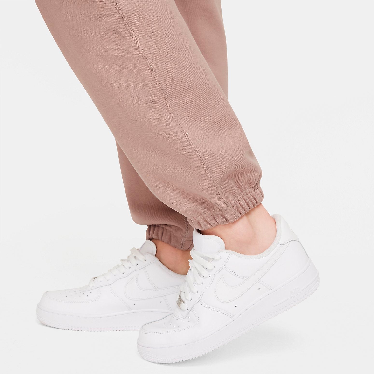 (WMNS) NikeLab Solo Swoosh Fleece Sweatpants Asia Sizing 'Malt' DA0334-245