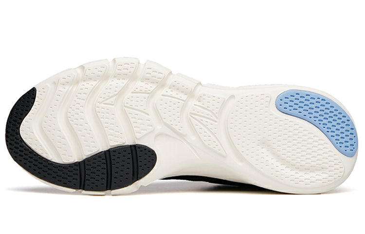 (WMNS) ANTA Running Series Sneakers 'Black Silver White' 122135555-2