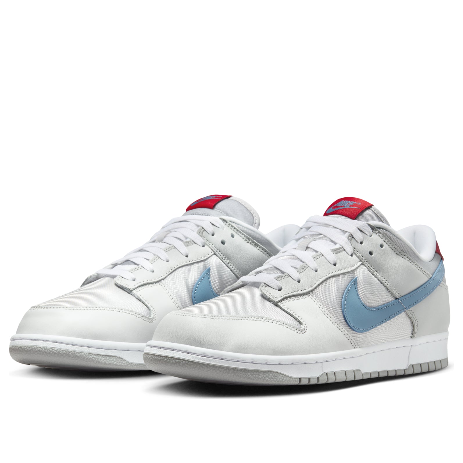 Nike Dunk Low 'Silver Surfer' HF0391-001