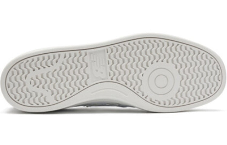 New Balance 300 Series White D Wide CRT300N2