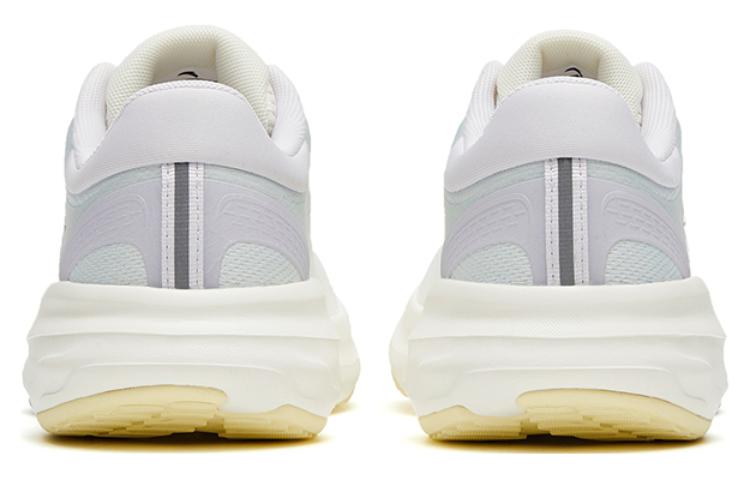 (WMNS) ANTA Running Series Sneakers 'White Green Purple' 922325585-4