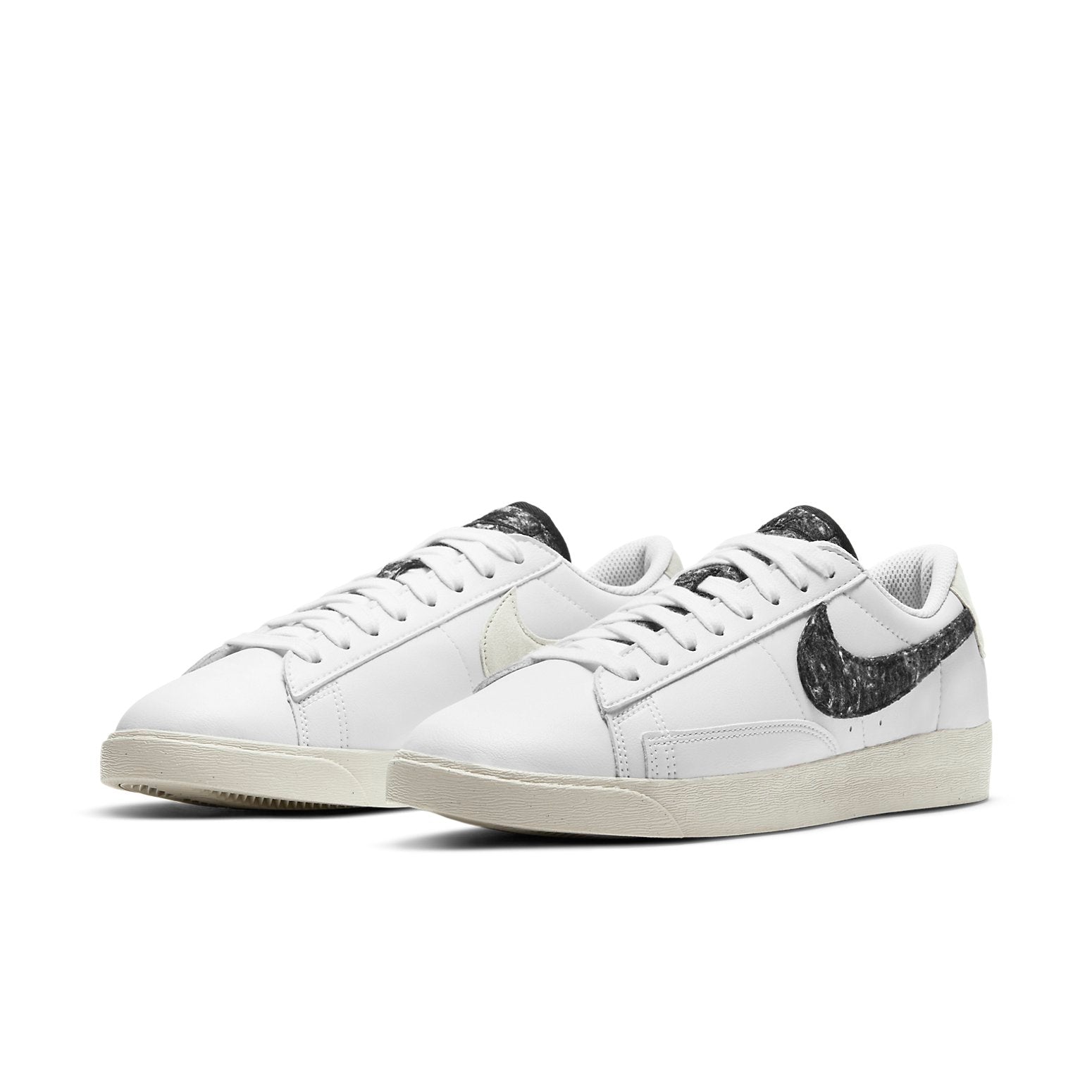 (WMNS) Nike Blazer Low SE 'Recycled Wool Pack - White Black' DA4934-100