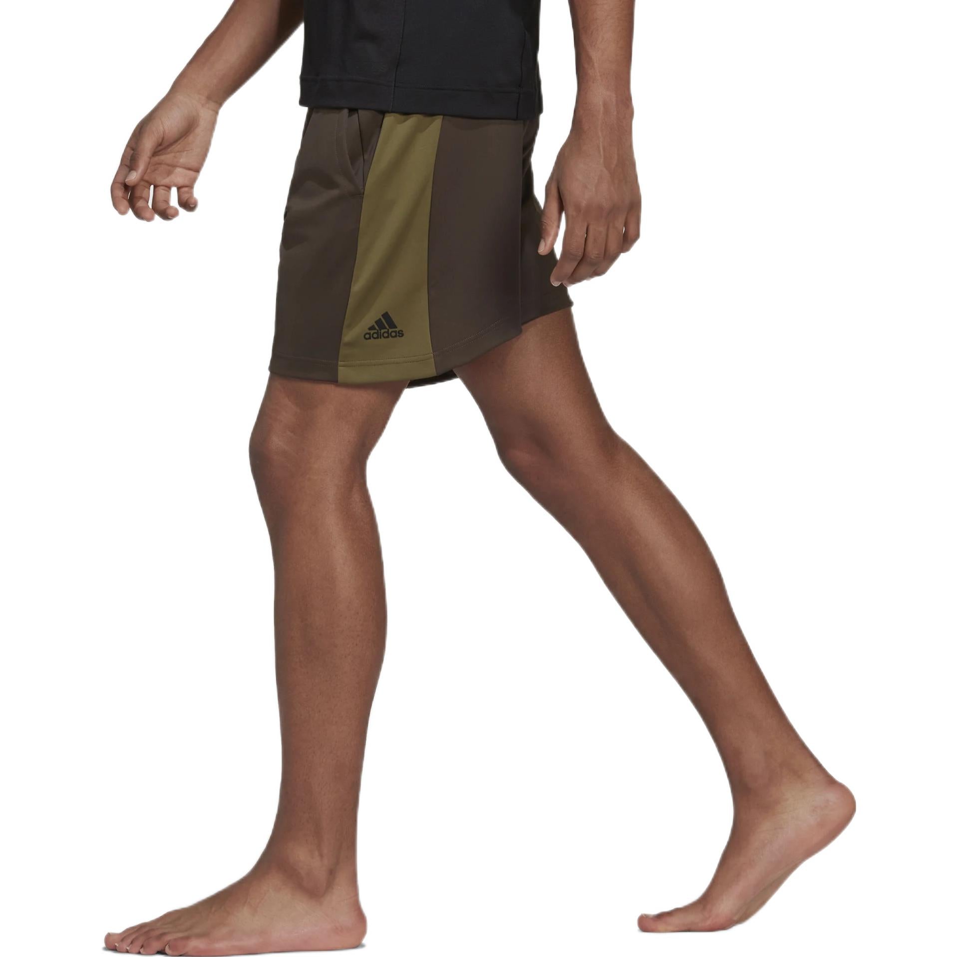 Men's adidas Yoga Training Shorts Colorblock Casual Sports Brown HC4432