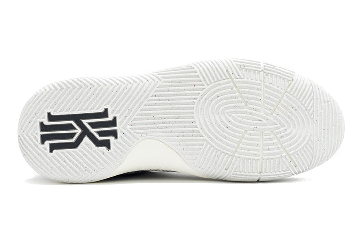 (GS) Nike Kyrie 2 'Effect' 826673-901