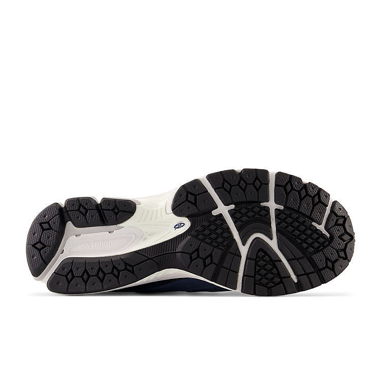 New Balance 2002R 'Dark Navy Black' M2002RMM