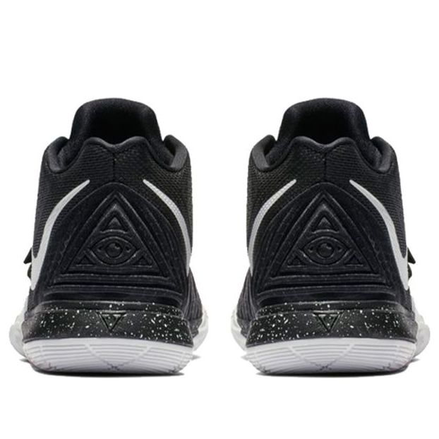 (GS) Nike Kyrie 5 'Black Magic' AQ2456-901