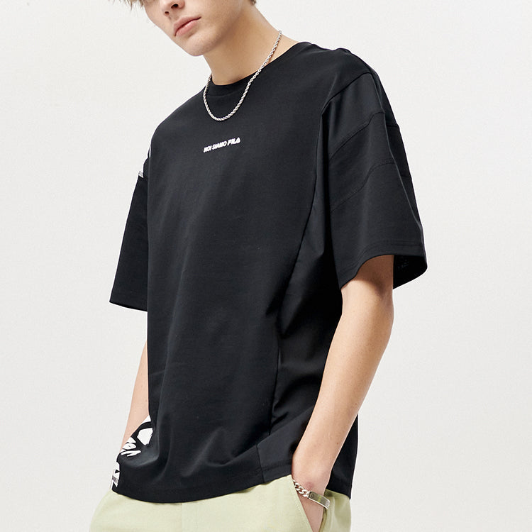 Men's FILA FUSION Casual Sports Loose Alphabet Printing Short Sleeve Black T11M121115A-BK