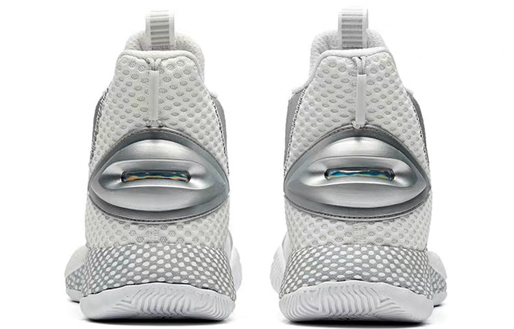 ANTA Quick Battle 3 'White Silver Grey' 11941606-10