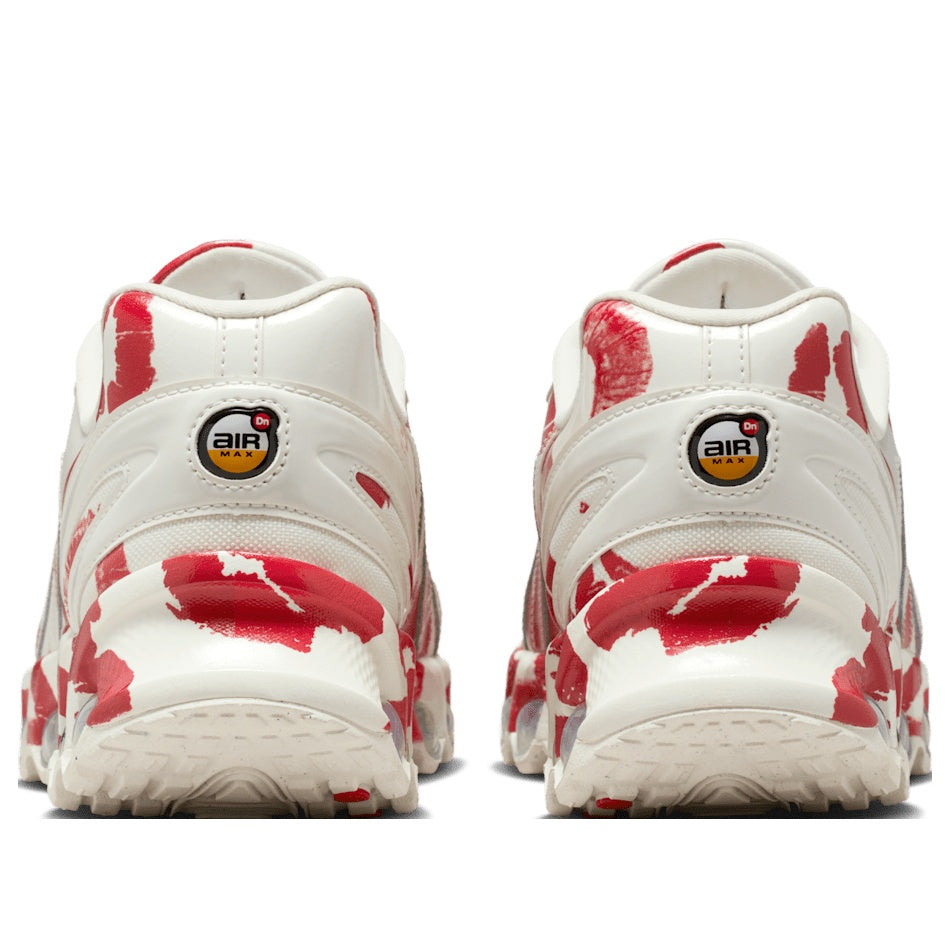 (WMNS) Nike x Vaquera Air Max Dn8 'Sail Prime Red' IM4029-100