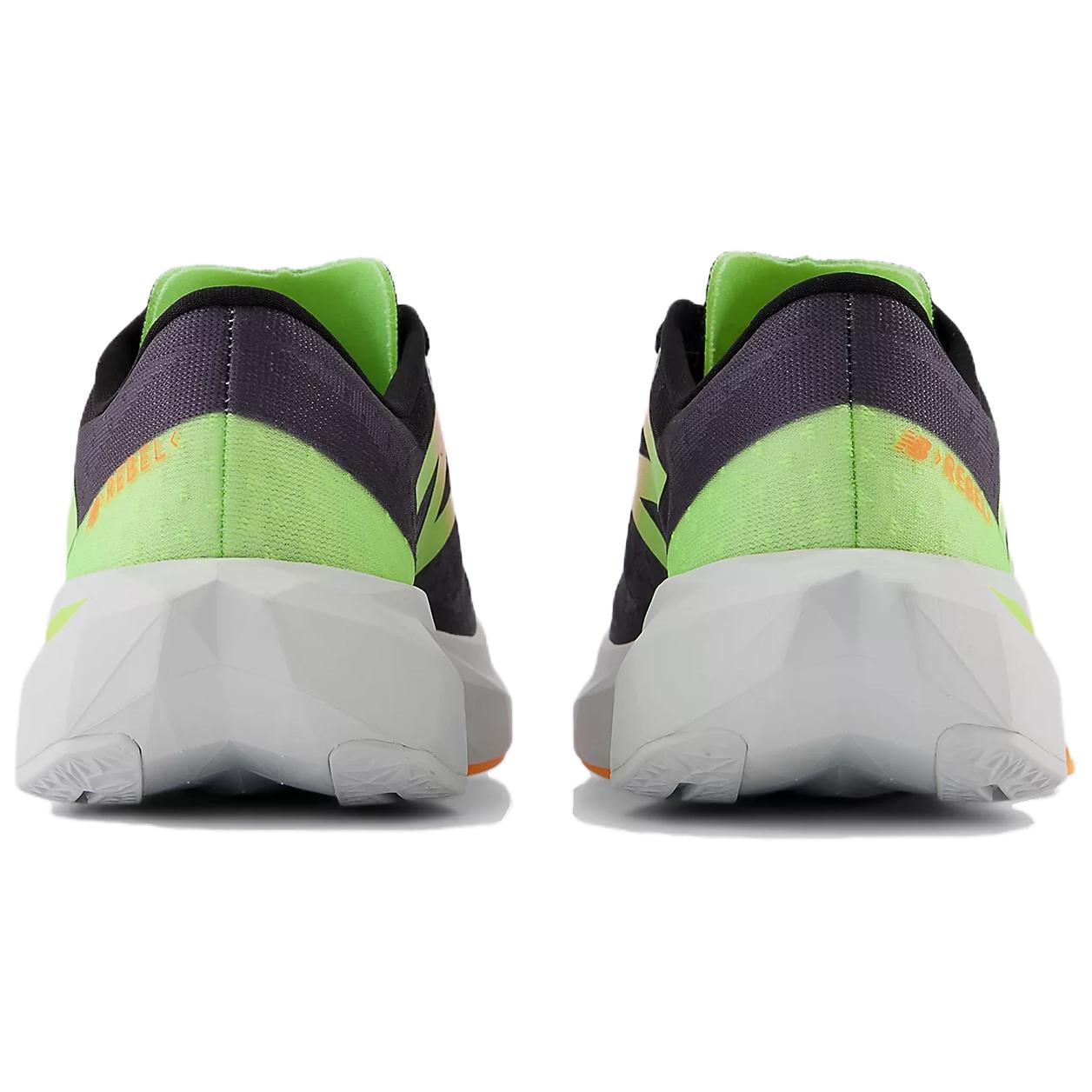 (WMNS) New Balance FuelCell Rebel v4 'Black Graphite White Peach' WFCXCG4