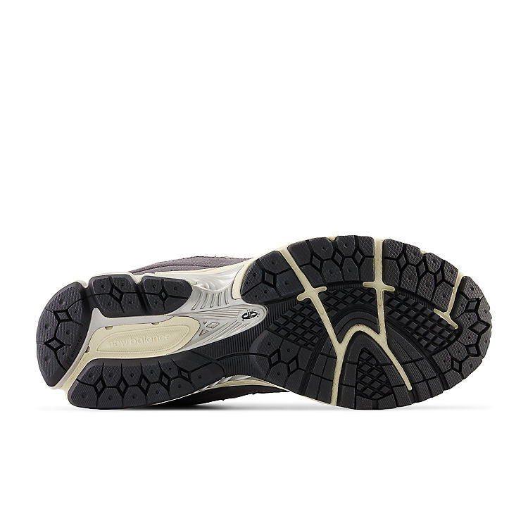 New Balance 2002R 'Magnet Sandstone' M2002RSH