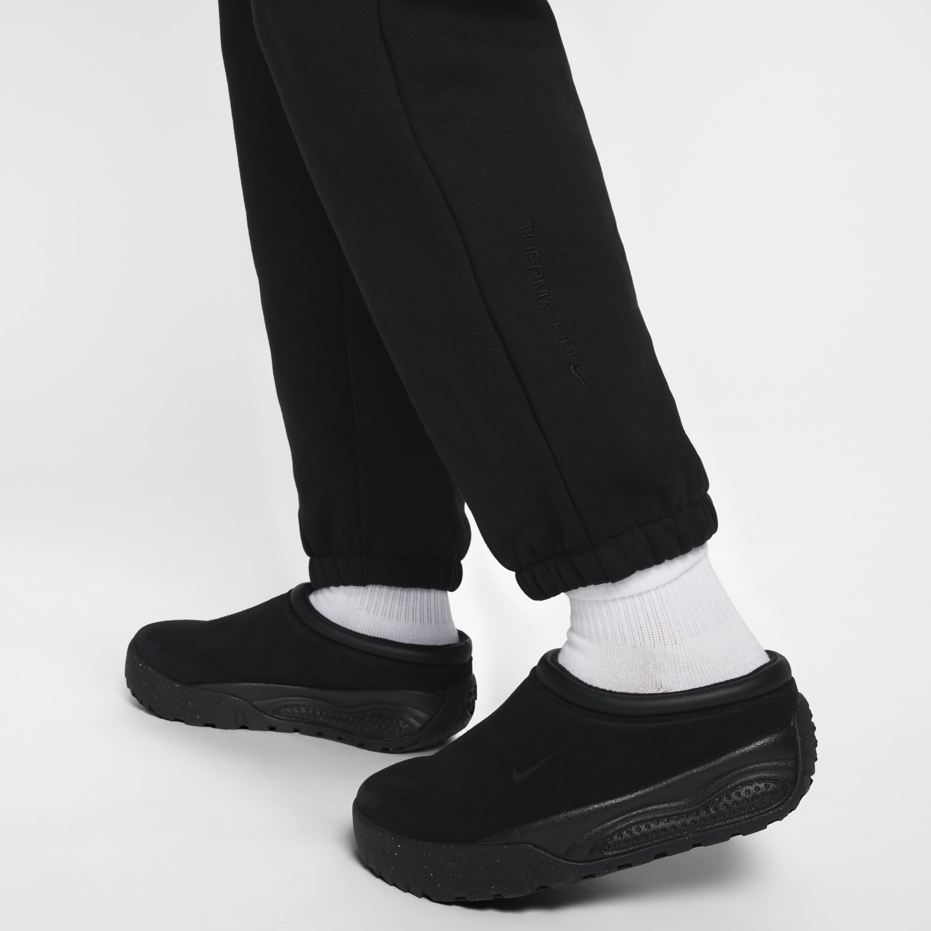 Nike ACG Therma-FIT Repel Pants Asia Sizing 'Lungs' FV8651-010