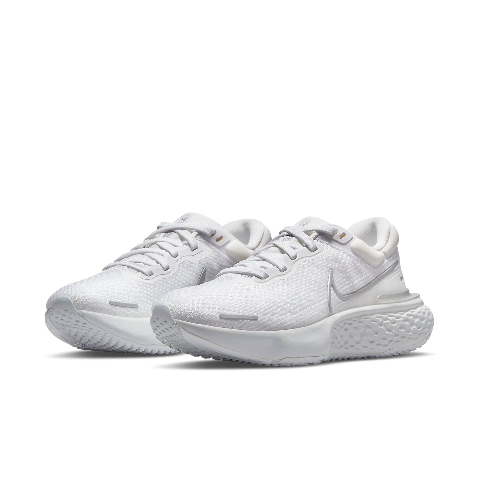 (WMNS) Nike ZoomX Invincible Run Flyknit 'White Metallic Silver' CT2229-101
