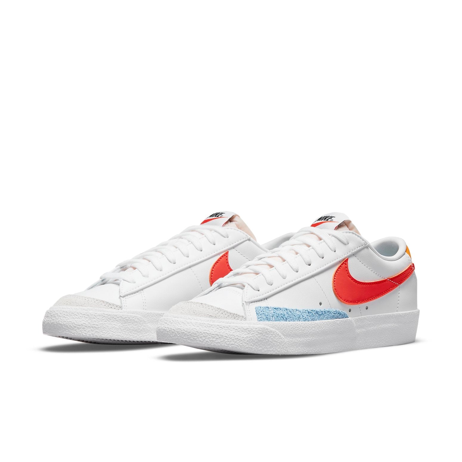 (WMNS) Nike Blazer Low '77 'White Orange' DC4769-105