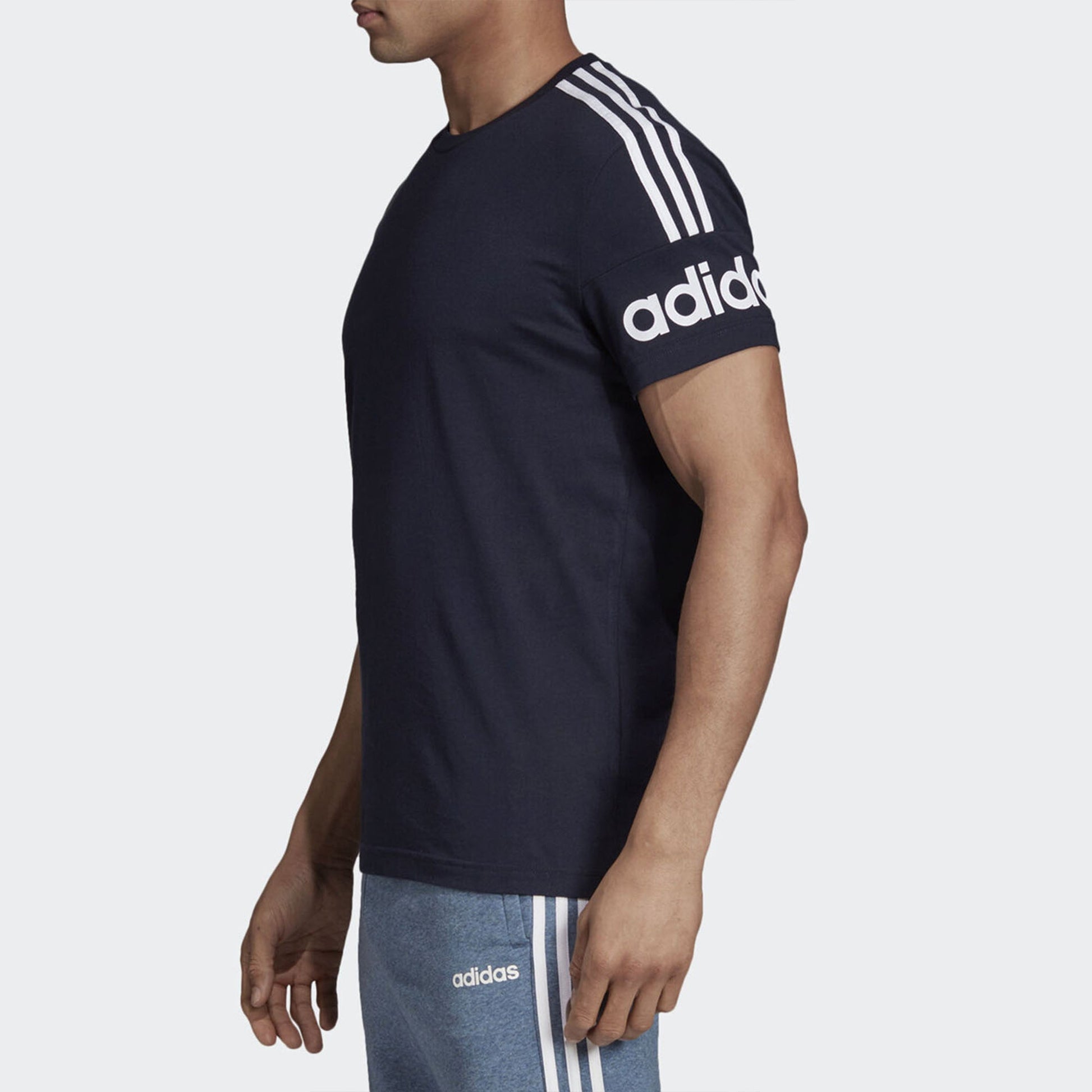 adidas Casual Sport Breathable Fabric Round NeckTraining Short Sleeve Men s Navy EI6209