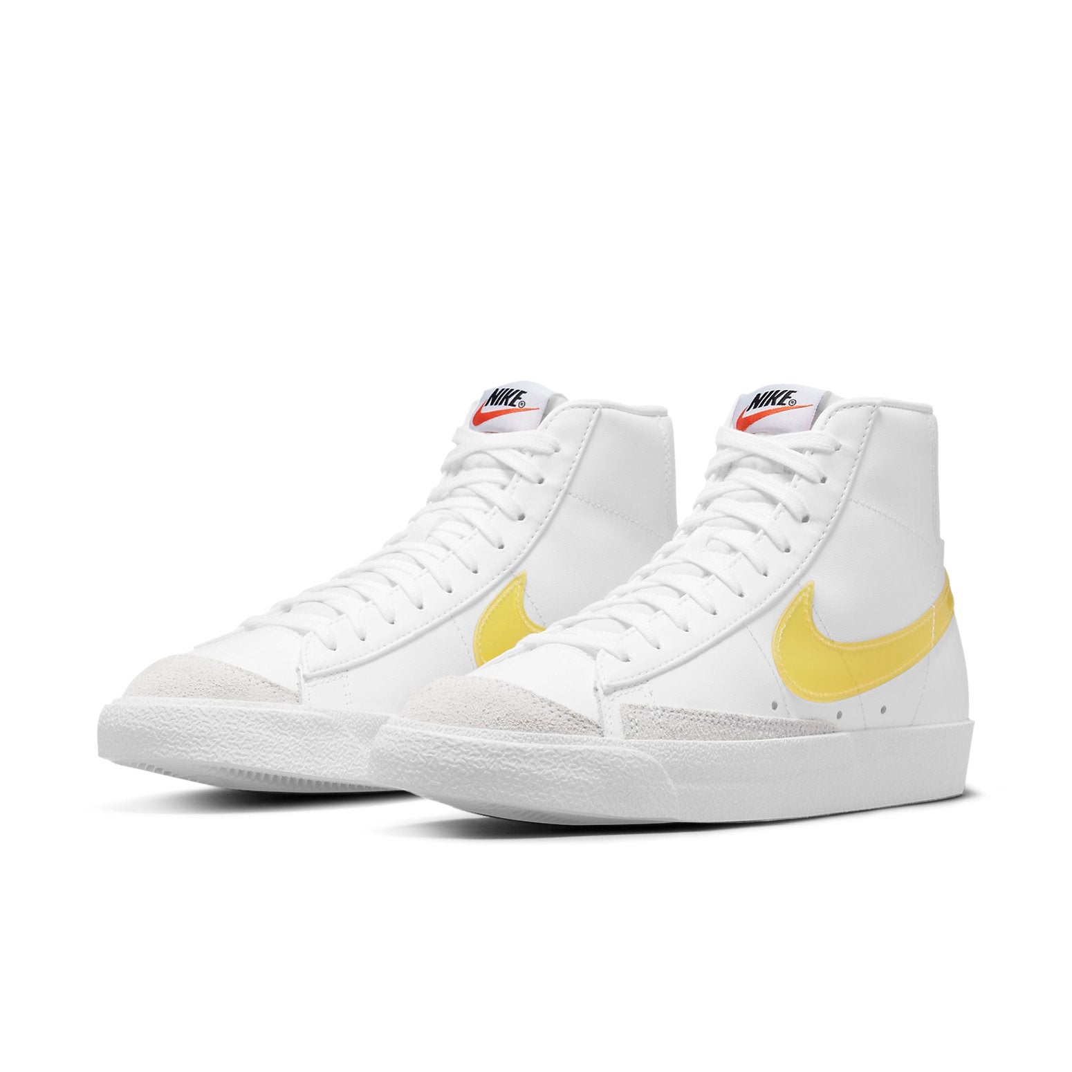(WMNS) Nike Blazer Mid '77 Essential 'White Opti Yellow' DJ3050-101