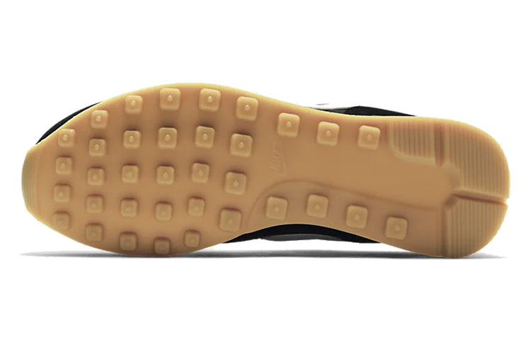 (WMNS) Nike Internationalist 'Black Gum' 828407-021