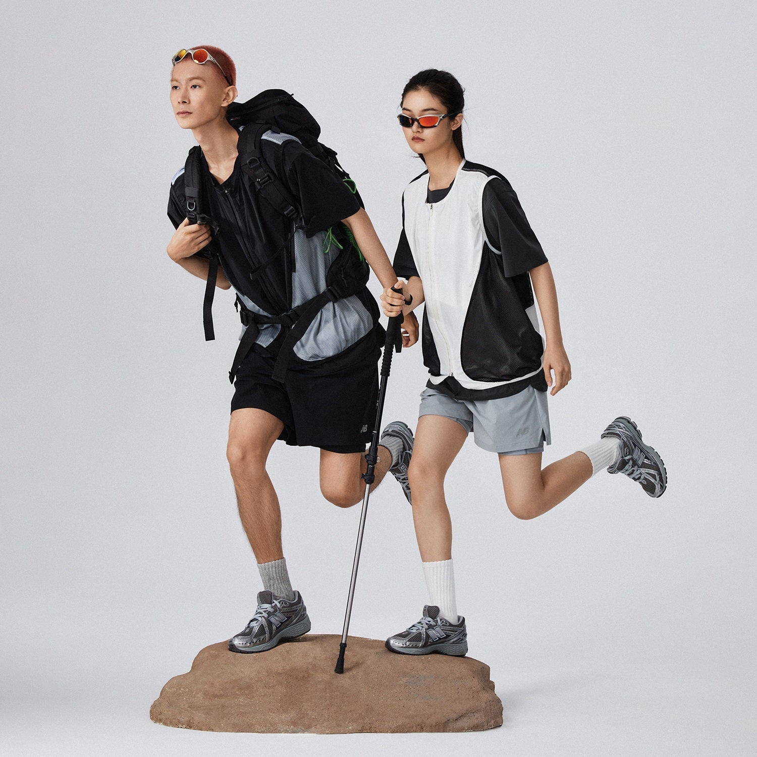 New Balance Vest With Mesh Pocket Asia Sizing 'Black' NJE25081-BK