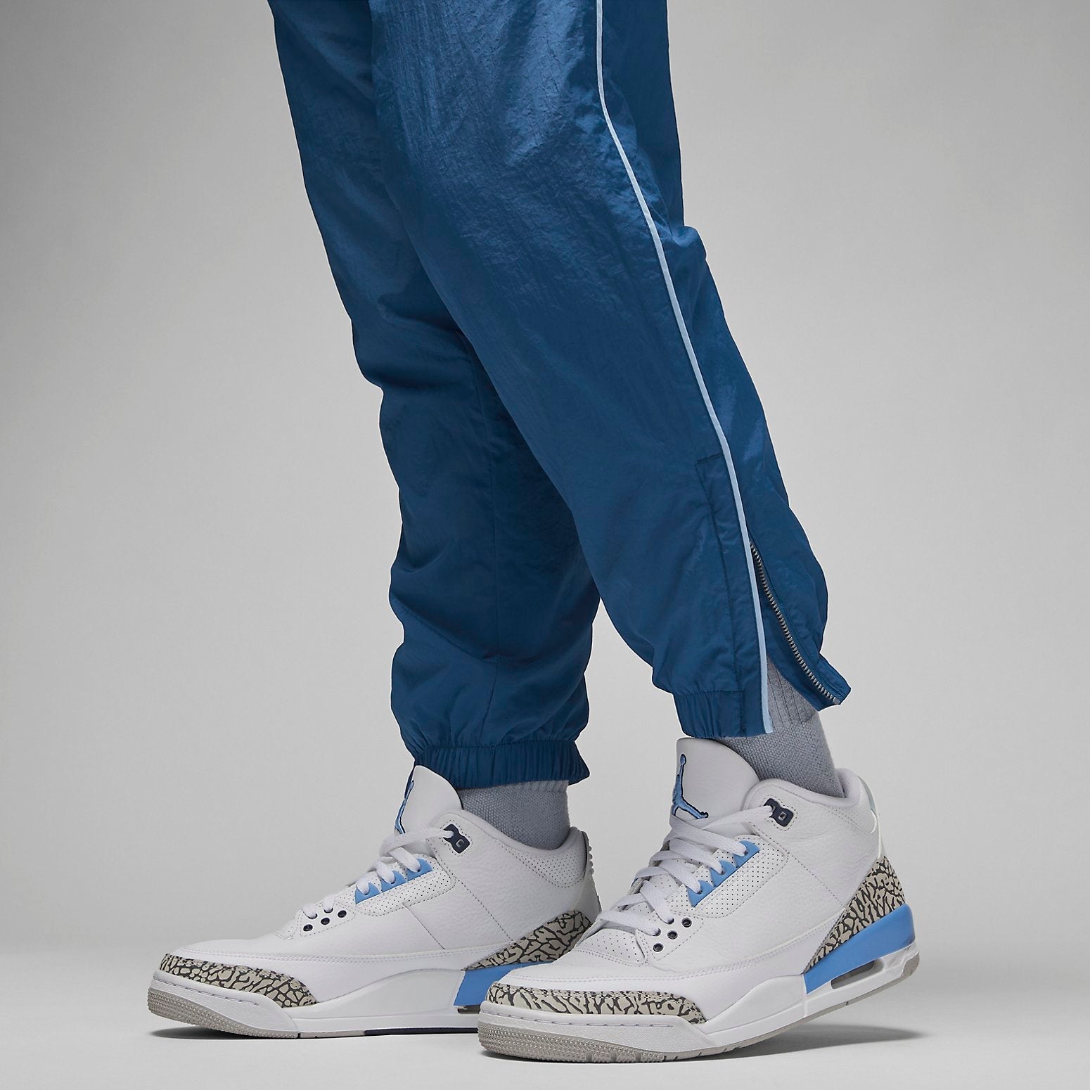 Air Jordan Essential Statement Warm Up Pants Asia Sizing 'Blue' DV7623-485