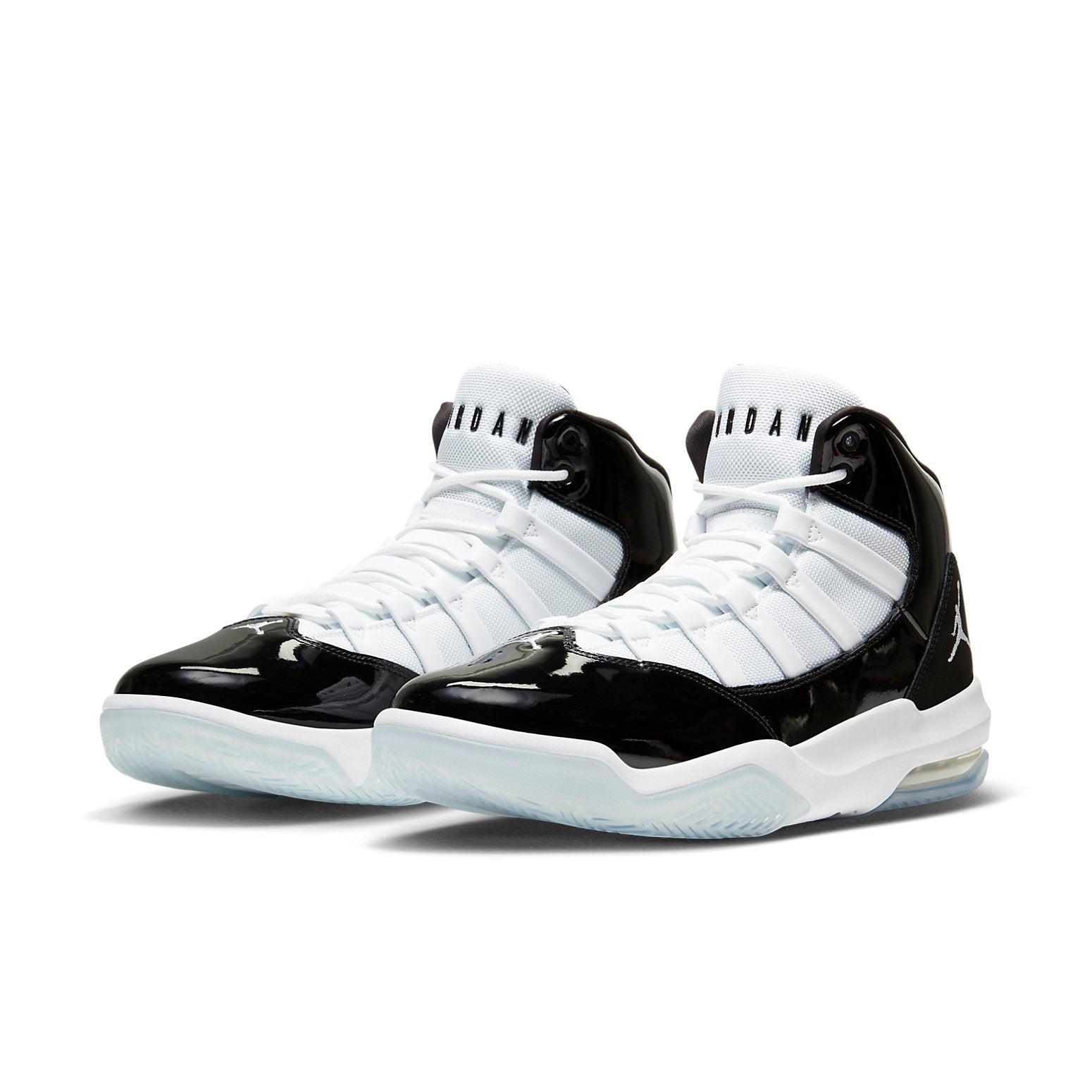 Air Jordan Max Aura 'Black White' AQ9084-011