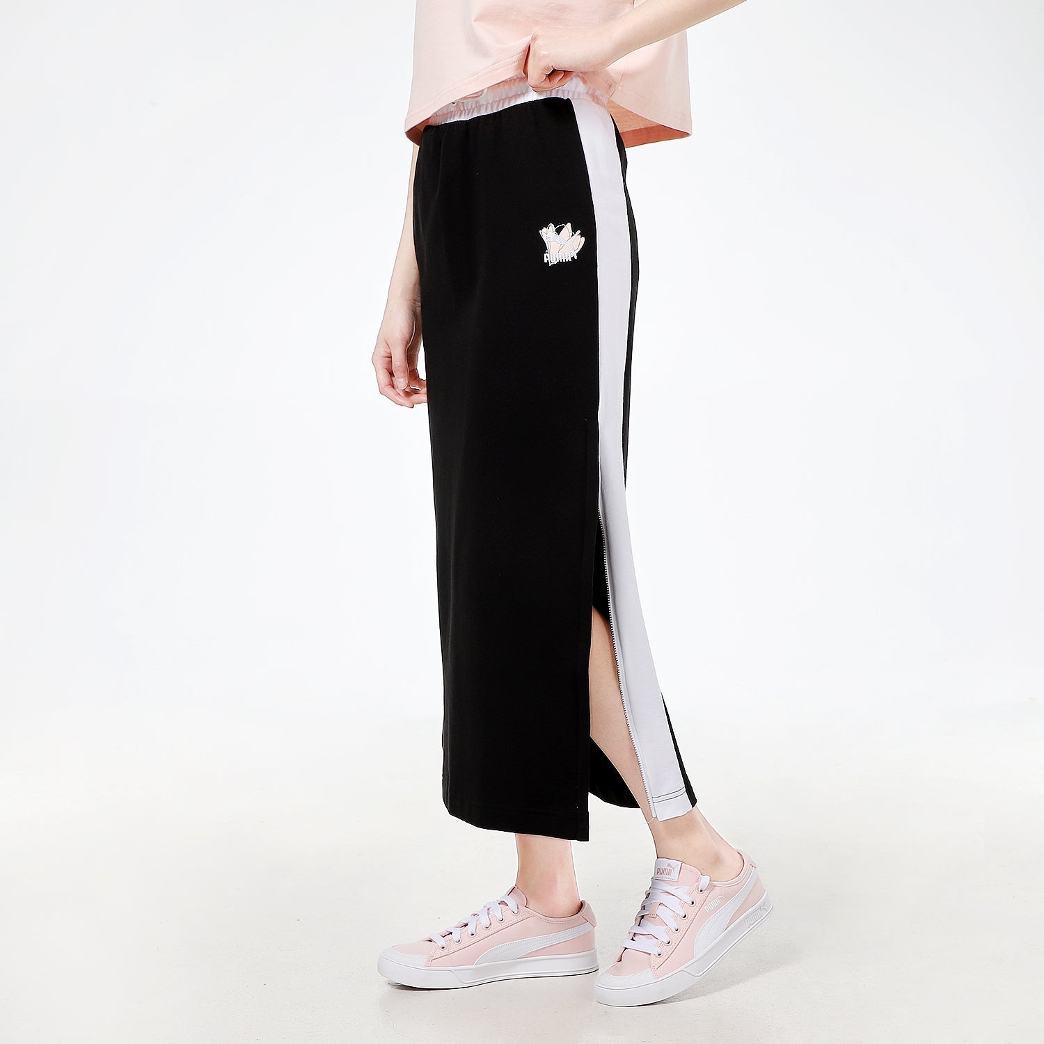 (WMNS) PUMA Logo Printing Half Body Long Skirt Black 532047-01