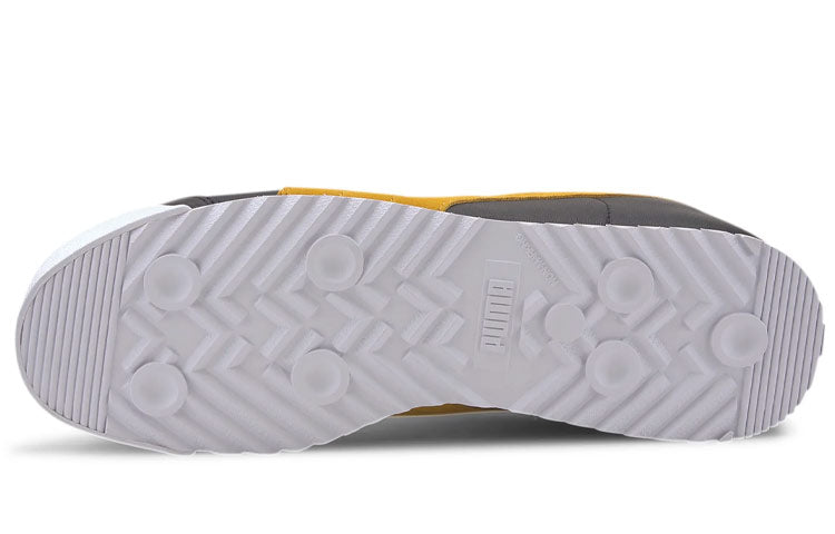 PUMA Roma Classic Running Shoes Black/Yellow 371615-01