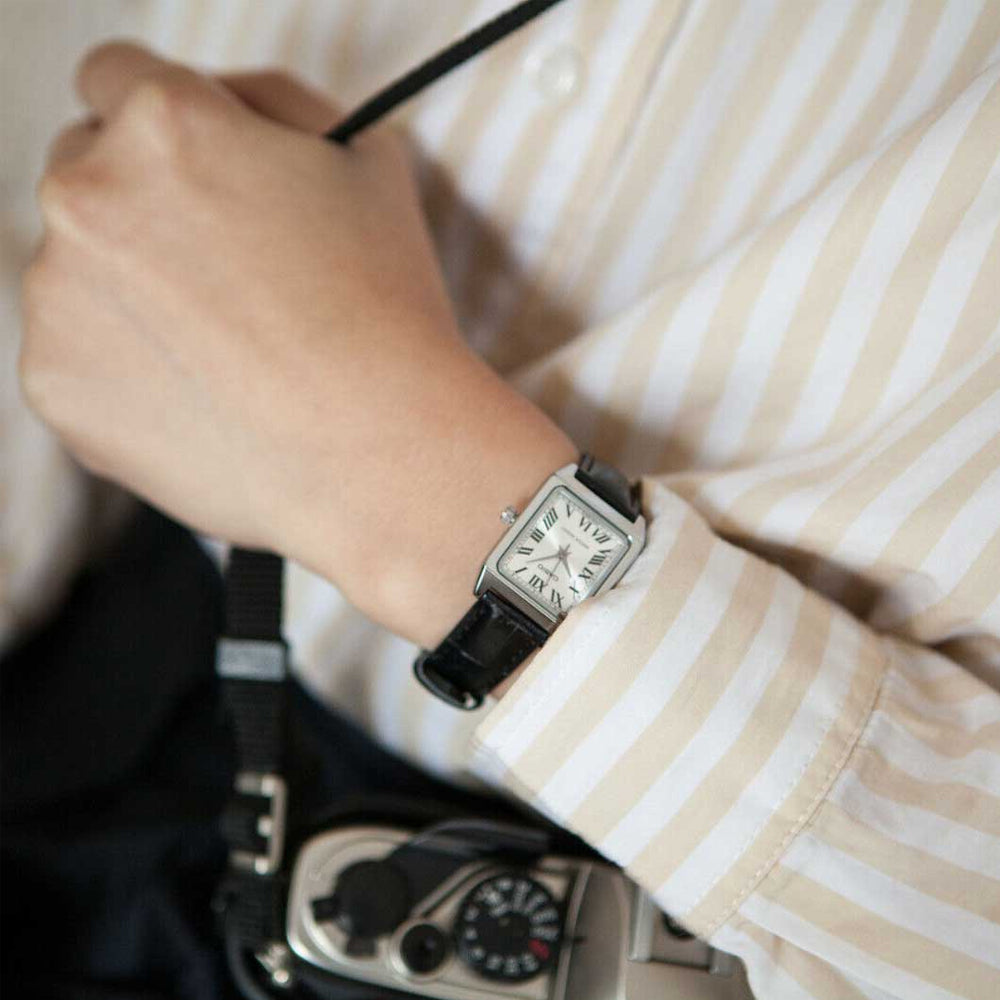 CASIO Leisure Pointer Vintage Leather Squarees Quartzes White Analog LTP-V007L-7B1