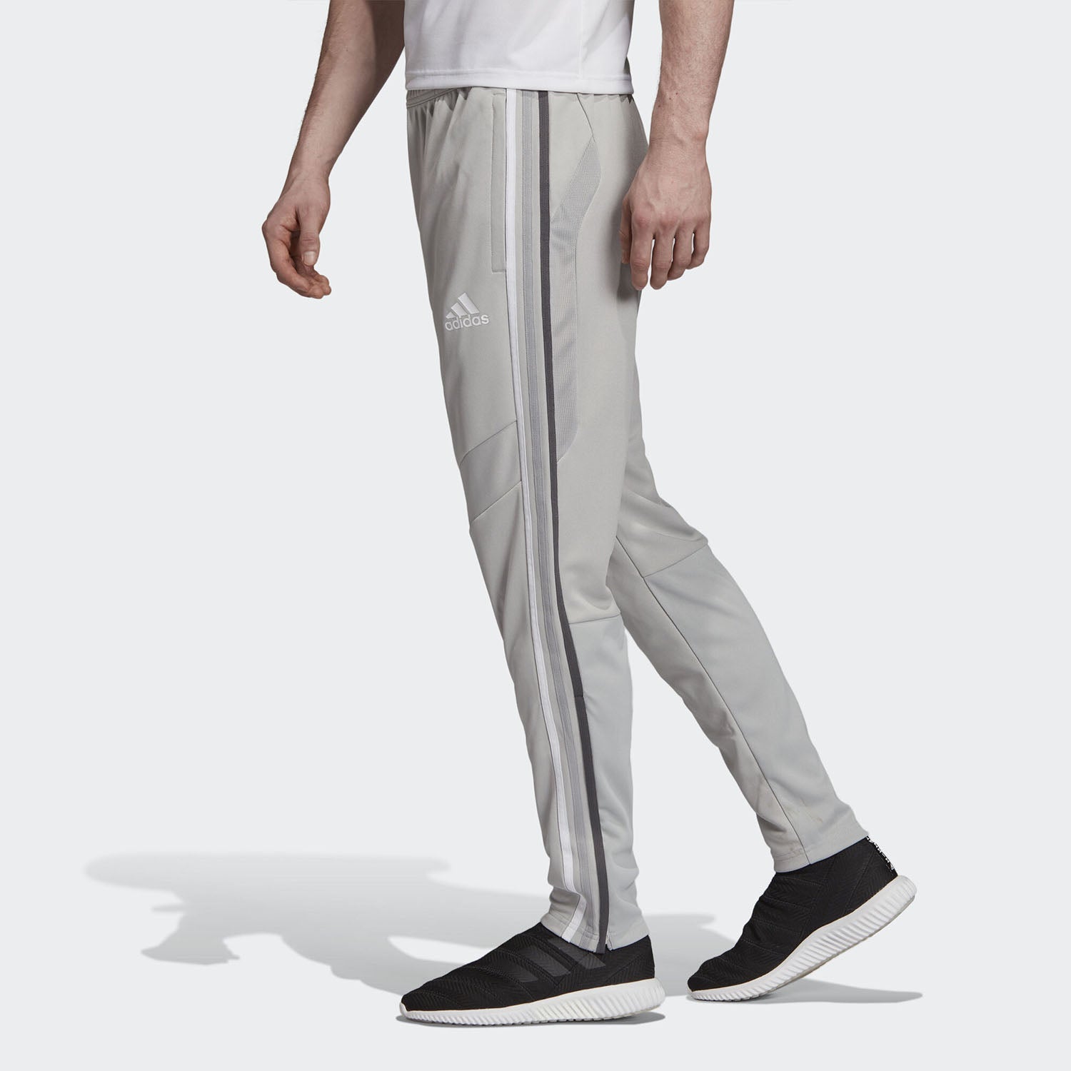 adidas Logo FK9865