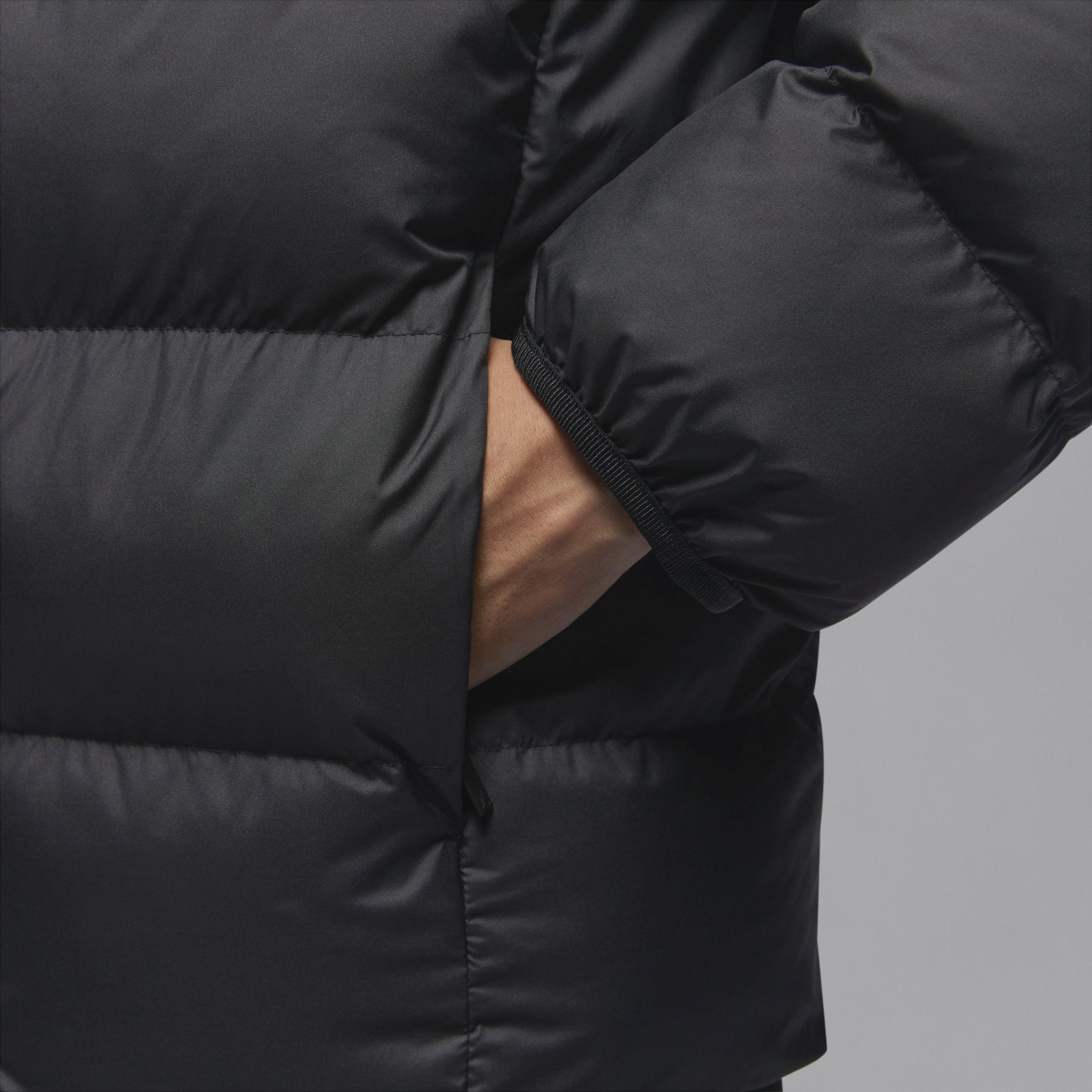 Air Jordan Brooklyn Puffer Jacket Asia Sizing 'Black' FV7318-010