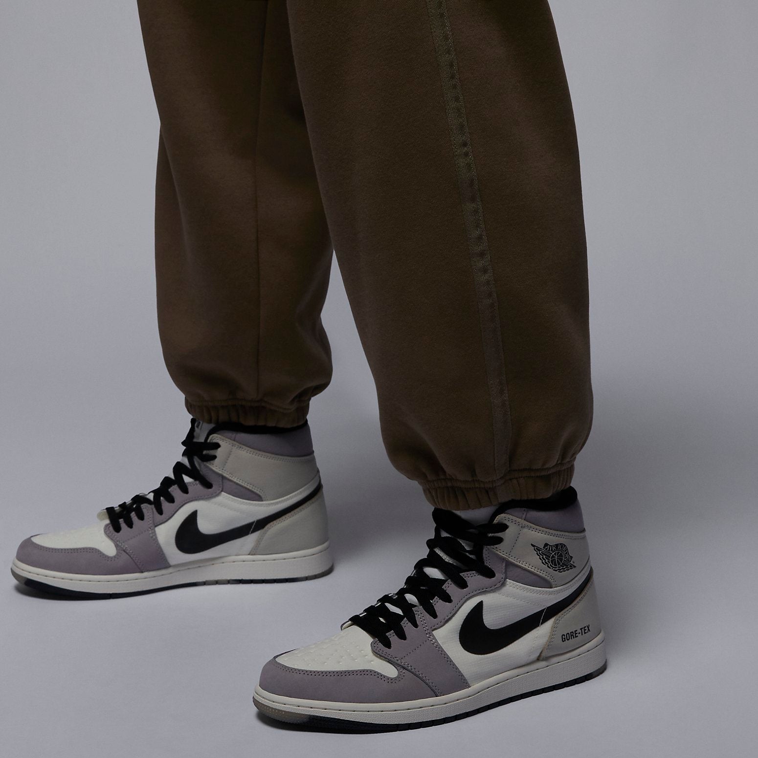 Air Jordan x Paris Saint-Germain Fleece Sweatpants 'Palomino' DZ2950-274
