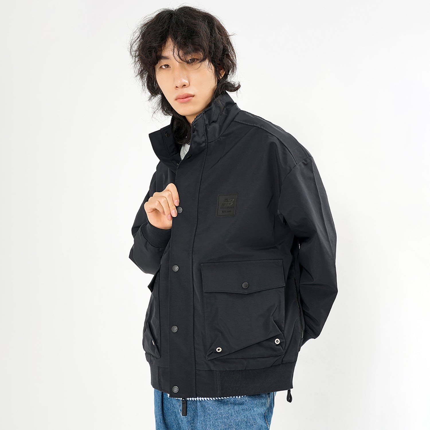 New Balance Multiple Pockets Cargo Windproof Sports Logo Jacket Black AMJ13384-BK
